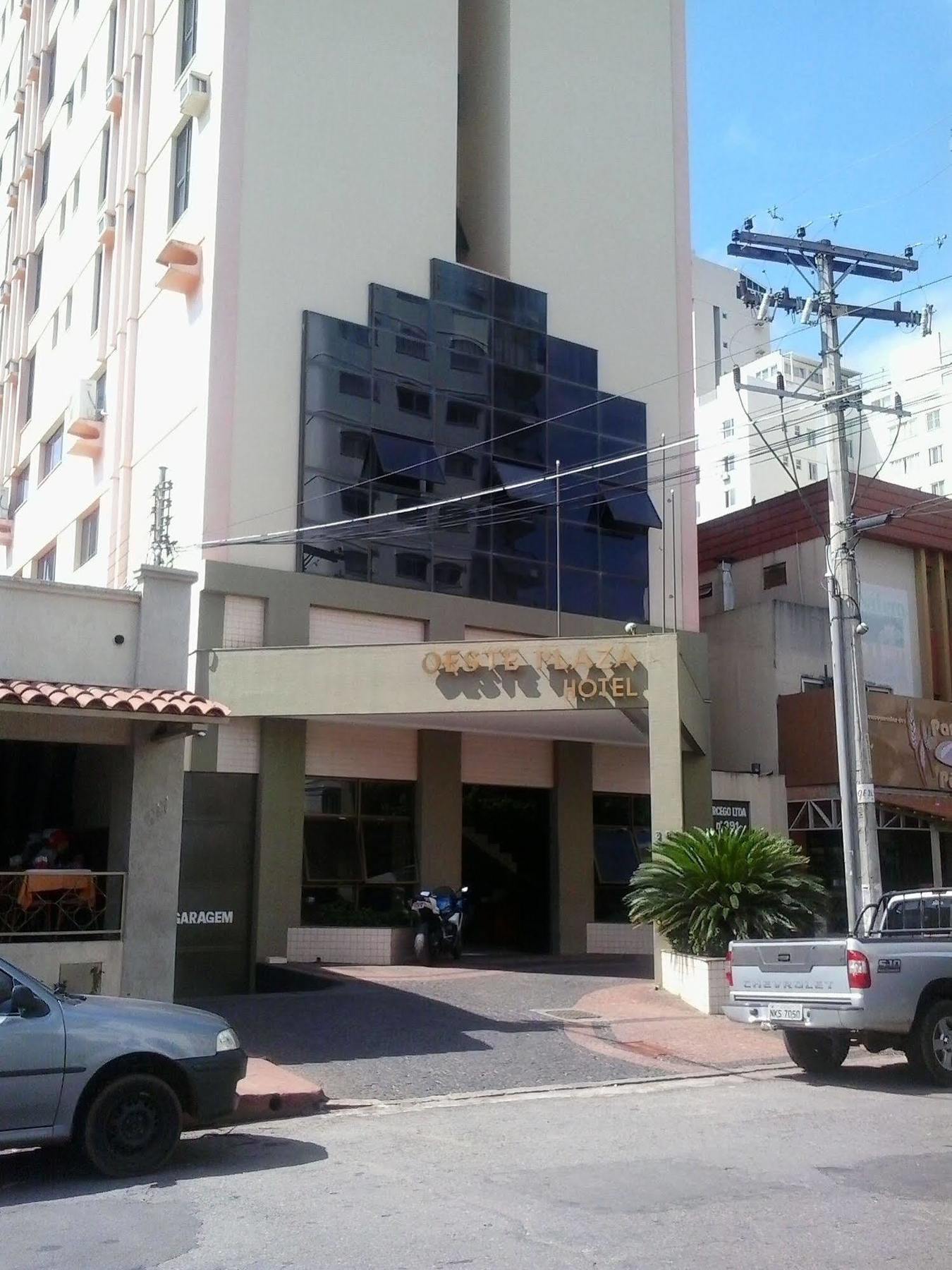 Oft Plaza Oeste Hotel ゴイアニア エクステリア 写真